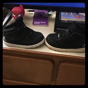 Jorden sneakers toddler size 8